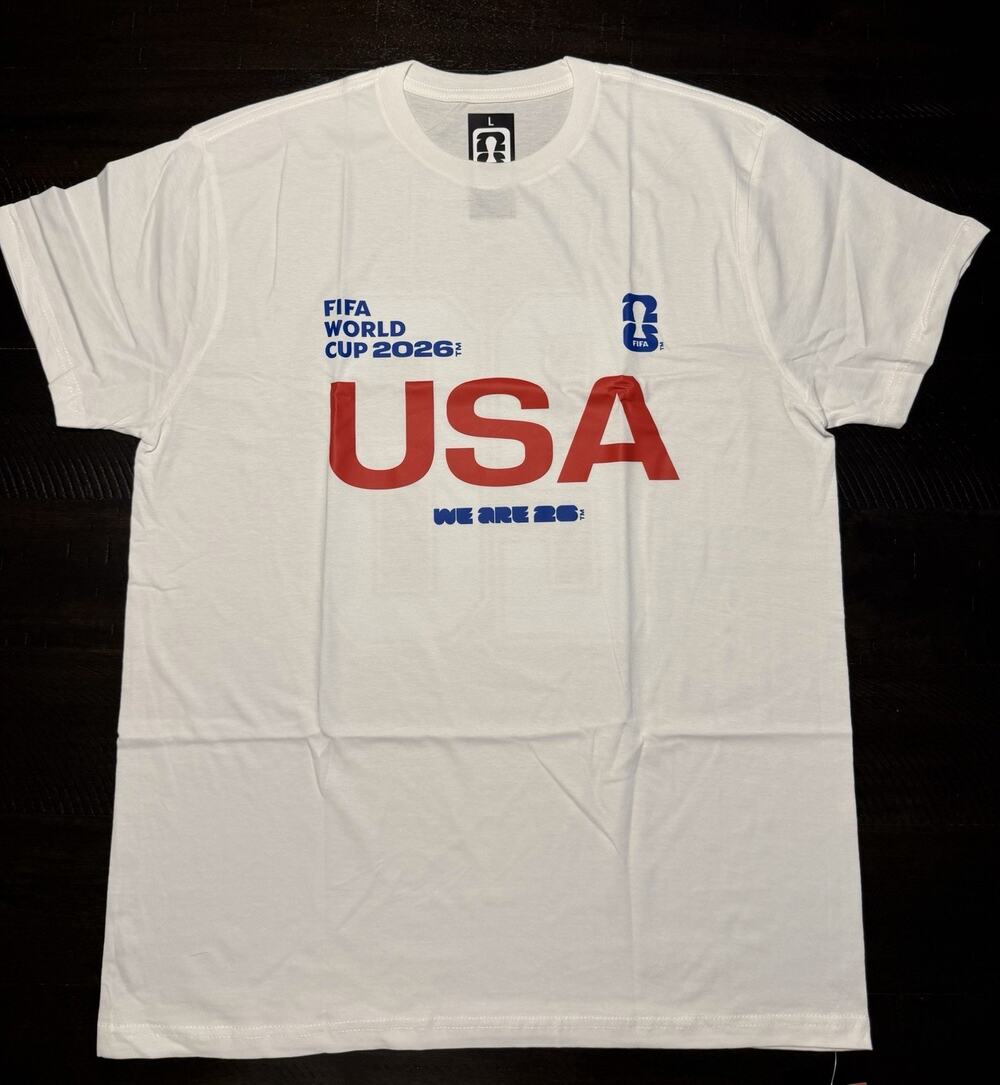 FIFA World Cup 2026 USA T Shirt Men’s L White Official Licensed Soccer NWT